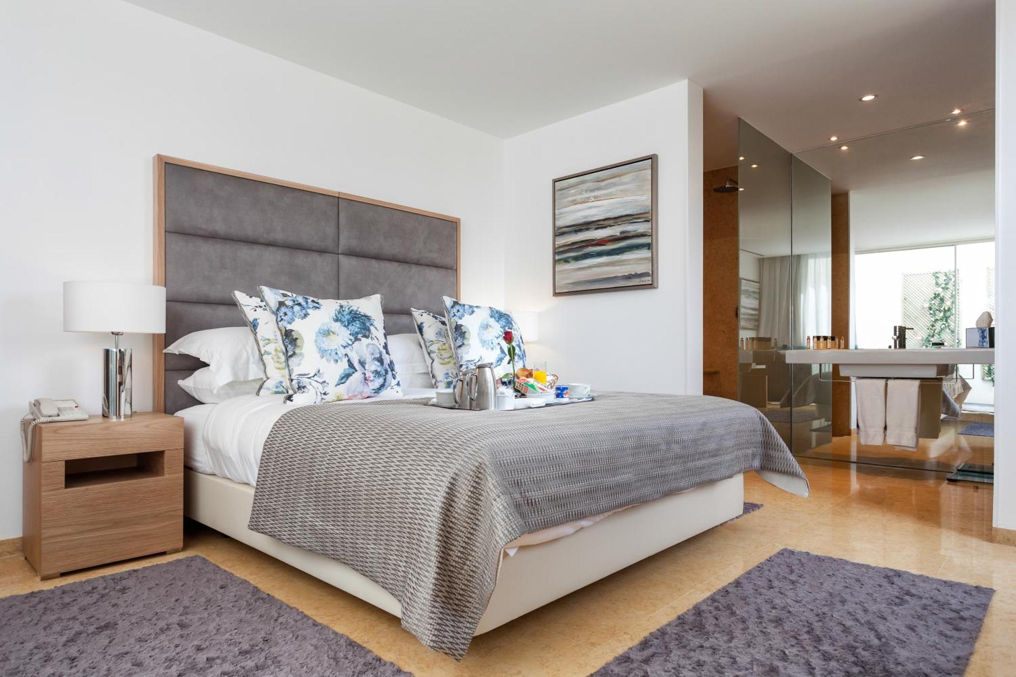 Pine Cliffs Village Hotel 5*